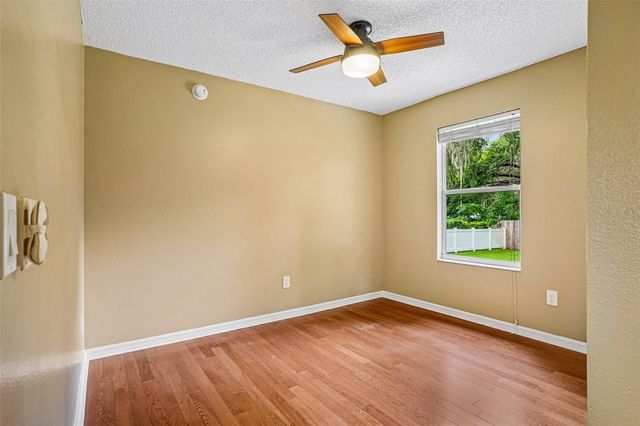 108 CHERRY BLOSSOM LANE, Lady Lake, FL 32159