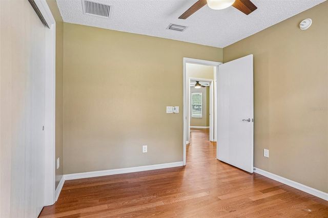 108 CHERRY BLOSSOM LANE, Lady Lake, FL 32159