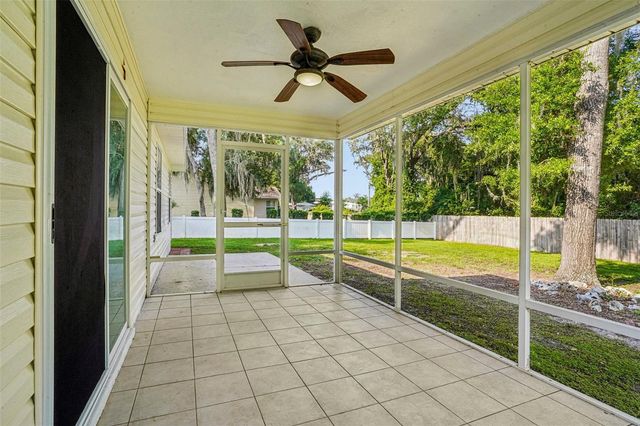 108 CHERRY BLOSSOM LANE, Lady Lake, FL 32159
