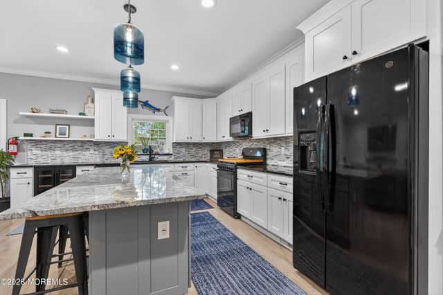 400 Overlook Drive, Neptune Township, NJ 07753