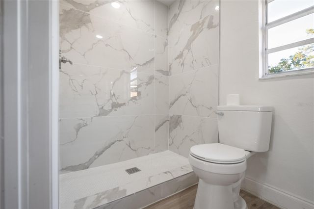 245 AMADOR CIRCLE, Orlando, FL 32810