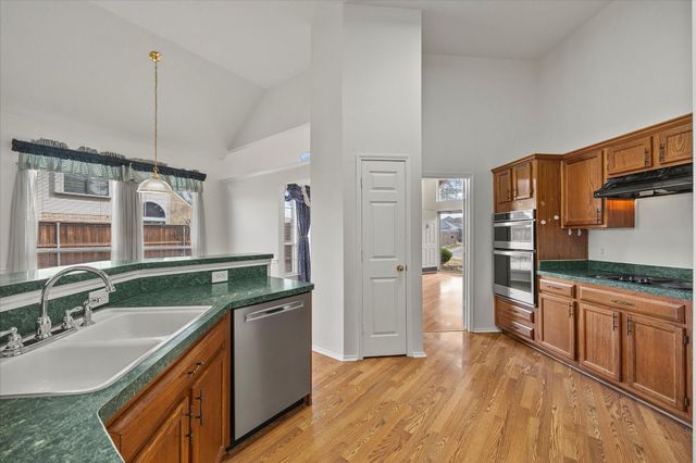 2105 Highwood Street, Mesquite, TX 75181