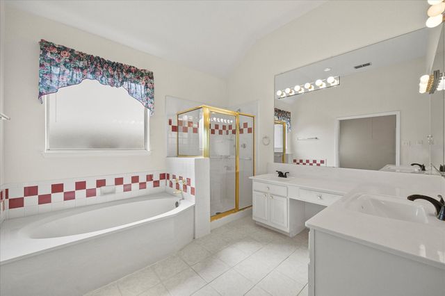 2105 Highwood Street, Mesquite, TX 75181