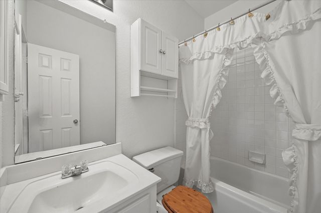 2105 Highwood Street, Mesquite, TX 75181