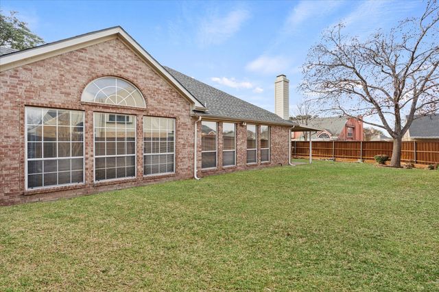 2105 Highwood Street, Mesquite, TX 75181