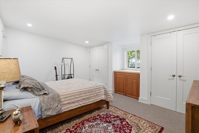 1550 Folly Road, Charleston, SC 29412