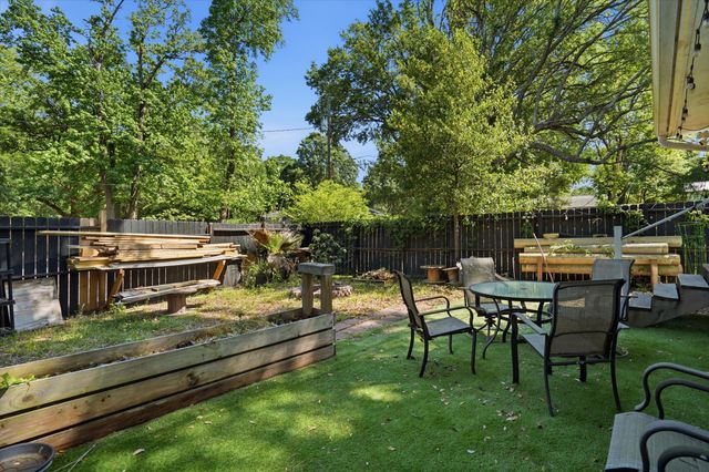 1550 Folly Road, Charleston, SC 29412