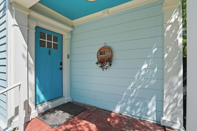 1550 Folly Road, Charleston, SC 29412