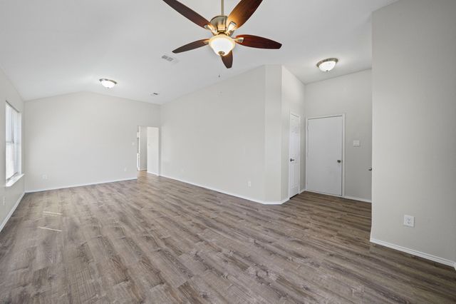 1216 Urban Drive, Desoto, TX 75115