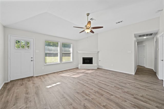 1216 Urban Drive, Desoto, TX 75115