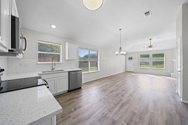 1216 Urban Drive, Desoto, TX 75115