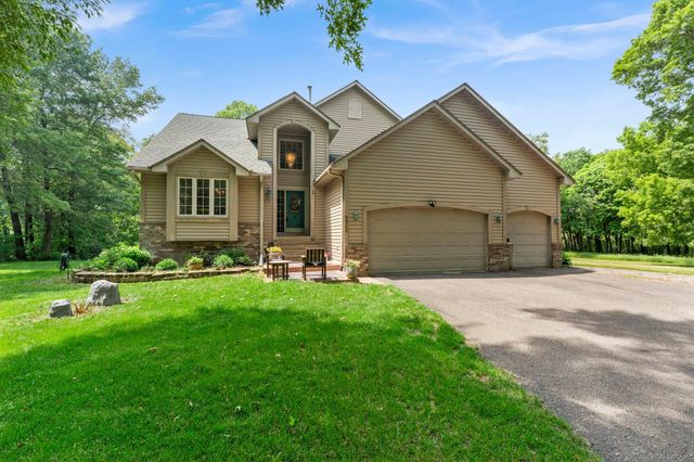 5325 Fernwood Trail, North Branch, MN 55056