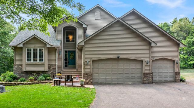 5325 Fernwood Trail, North Branch, MN 55056