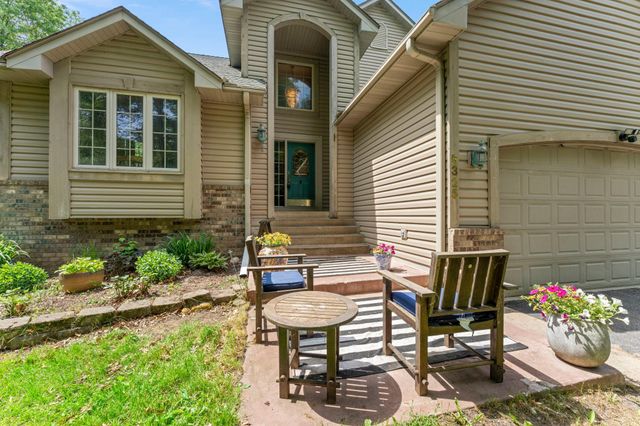 5325 Fernwood Trail, North Branch, MN 55056