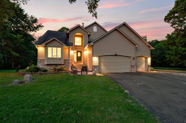 5325 Fernwood Trail, North Branch, MN 55056