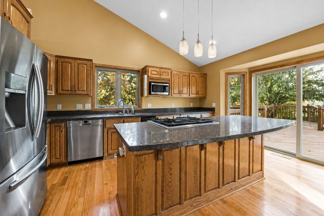 5325 Fernwood Trail, North Branch, MN 55056