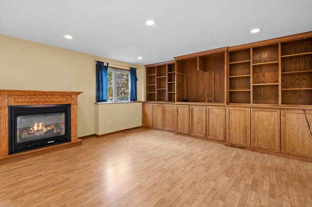 5325 Fernwood Trail, North Branch, MN 55056