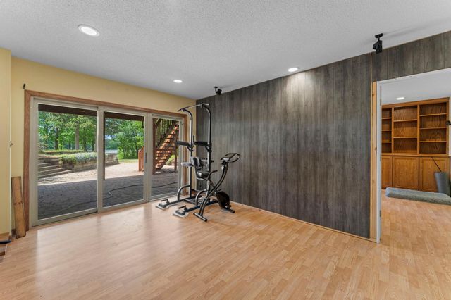 5325 Fernwood Trail, North Branch, MN 55056