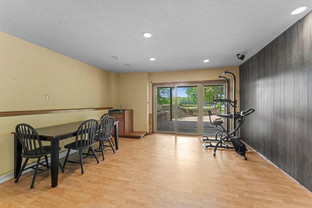 5325 Fernwood Trail, North Branch, MN 55056