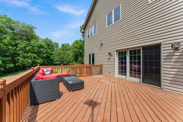 5325 Fernwood Trail, North Branch, MN 55056