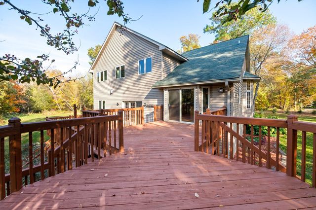 5325 Fernwood Trail, North Branch, MN 55056