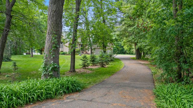 5325 Fernwood Trail, North Branch, MN 55056