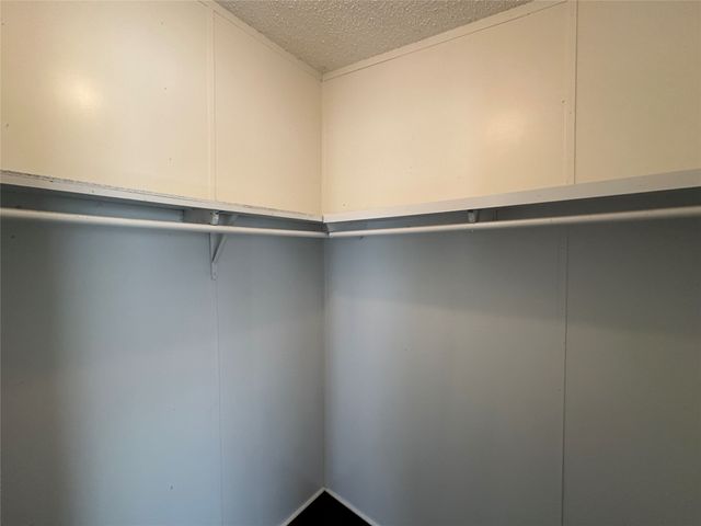 831 Holiday Drive, Ponder, TX 76259