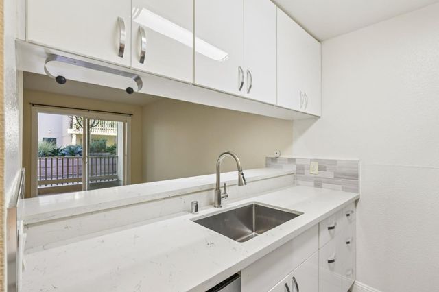 370 Imperial Way 118, Daly City, CA 94015