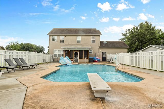 1411 Biscay, Edwardsville, IL 62025