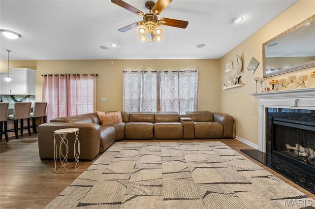 1411 Biscay, Edwardsville, IL 62025