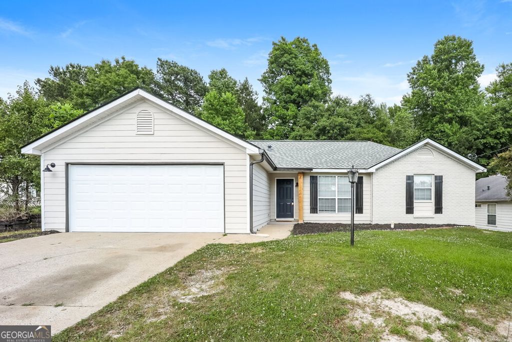 320 Emerald Green Court, Atlanta, GA 30349