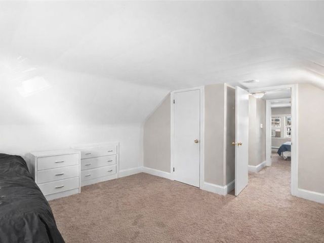 39 Hillview Avenue, Providence, RI 02908