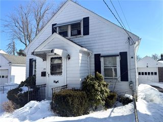39 Hillview Avenue, Providence, RI 02908