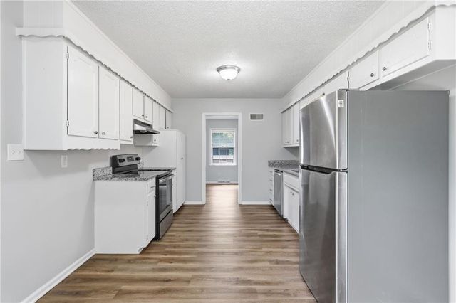 8705 Tennessee Avenue, Raytown, MO 64138