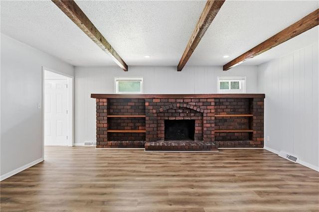 8705 Tennessee Avenue, Raytown, MO 64138