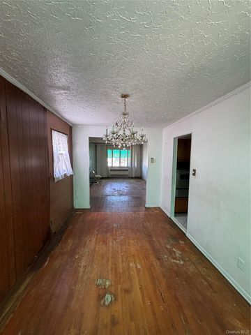 11815 Springfield Boulevard, Springfield Gardens, NY 11411