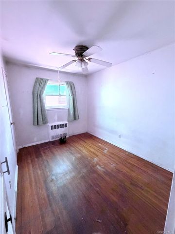 11815 Springfield Boulevard, Springfield Gardens, NY 11411
