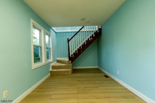 103 Vreeland Ave, Bloomingdale Boro, NJ 07403