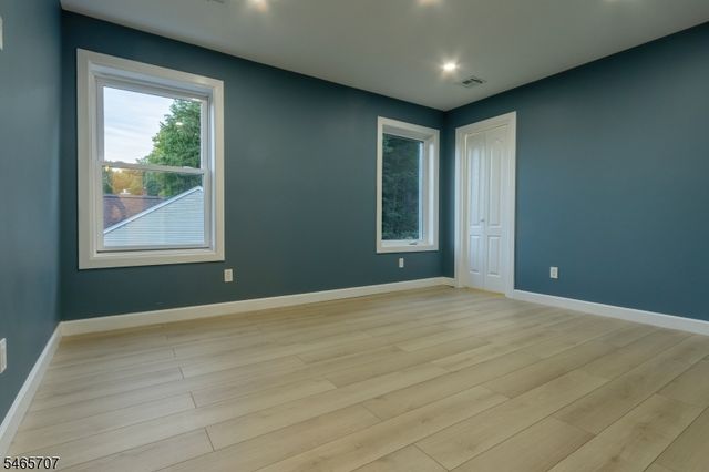103 Vreeland Ave, Bloomingdale Boro, NJ 07403