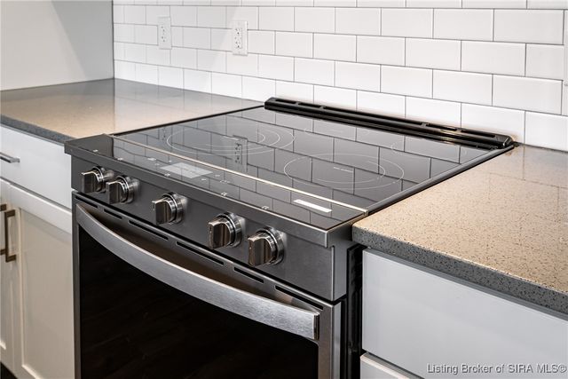 218 Mulberry Street, Jeffersonville, IN 47130