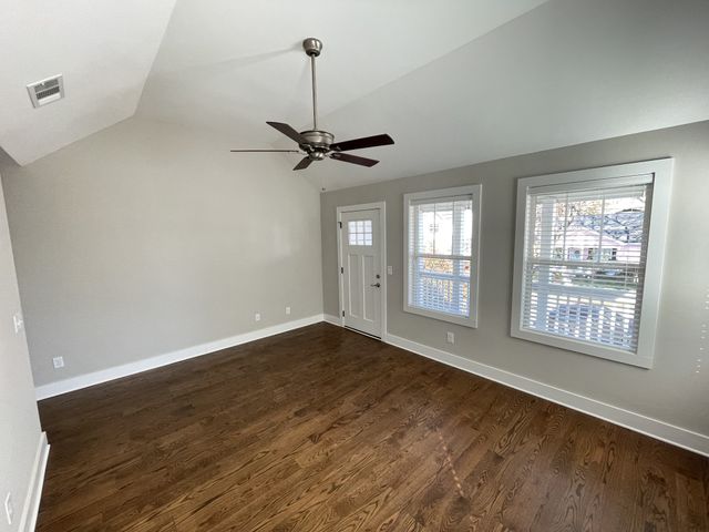 6207 Pennsylvania Ave, Nashville, TN 37209