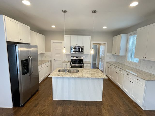 6207 Pennsylvania Ave, Nashville, TN 37209