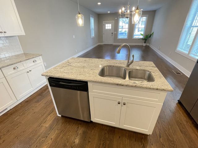 6207 Pennsylvania Ave, Nashville, TN 37209