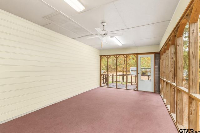 109 King Lyle Rd, Scroggins, TX 75480