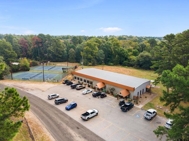 109 King Lyle Rd, Scroggins, TX 75480