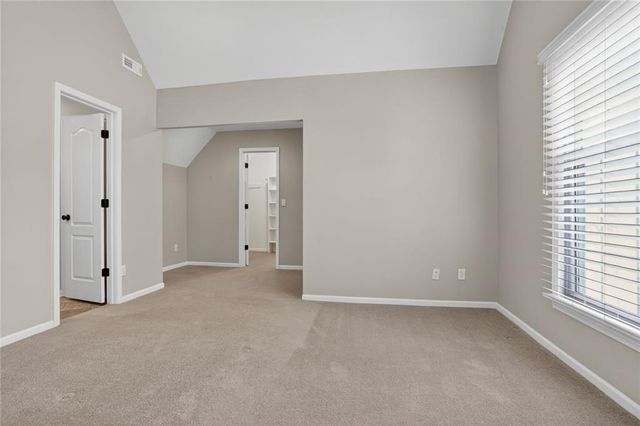 9419 W 124th Terrace, Overland Park, KS 66213