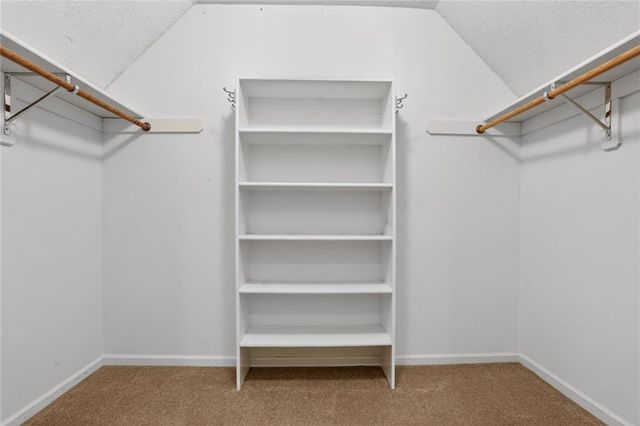 9419 W 124th Terrace, Overland Park, KS 66213