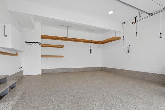 9419 W 124th Terrace, Overland Park, KS 66213