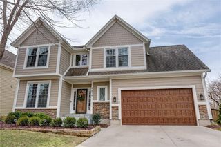 9419 W 124th Terrace, Overland Park, KS 66213