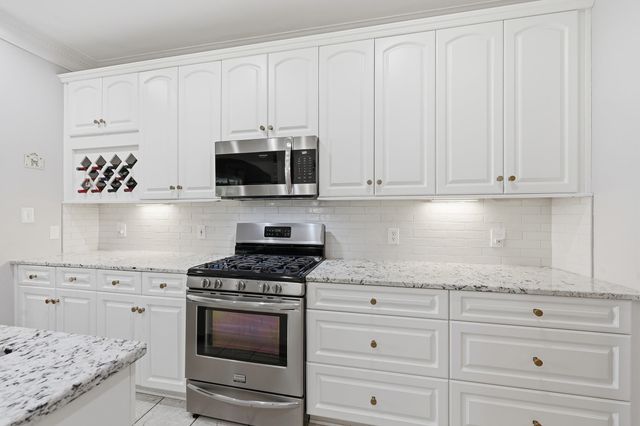 3379 Shadow Moss Ln., Murrells Inlet, SC 29576